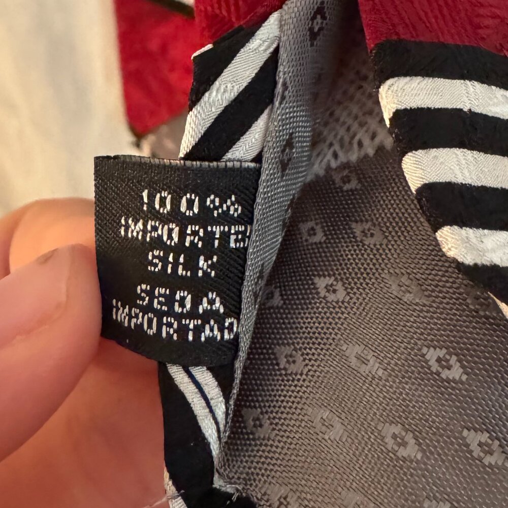 GIVENCHY MONSIEUR Vintage 100% Silk Tie Red Black Circle Strip Geometric - Picture 7 of 7
